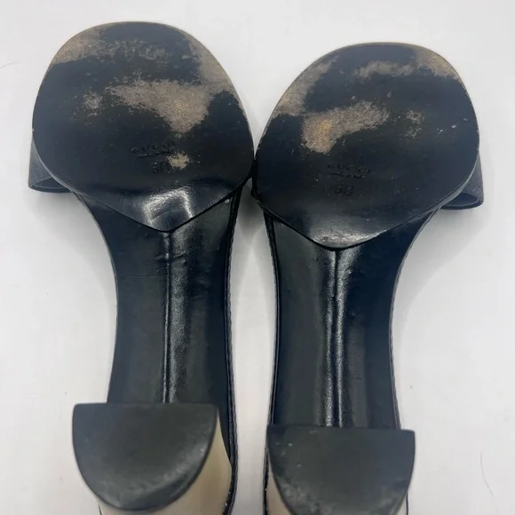 Gucci womens reptile slip on sandals. Size 6B black snakeskin w/ block heel. - Picture 10 of 10